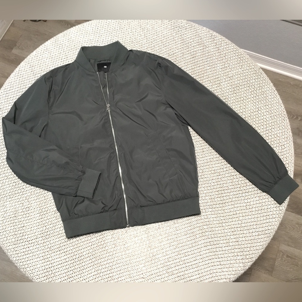 Unisex H&M Bomber Jacket Size S